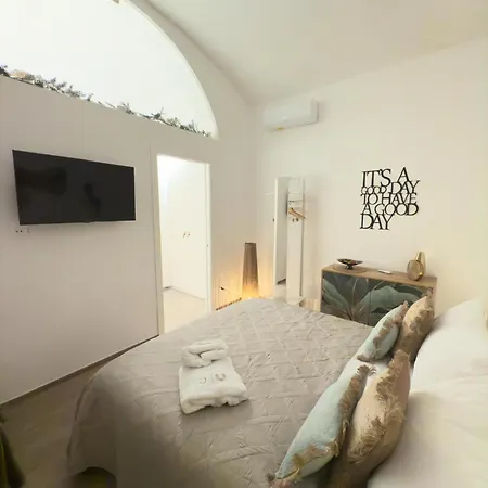 Crelugia - Style & Comfort Near Vecchia Будинок відпочинку Барі